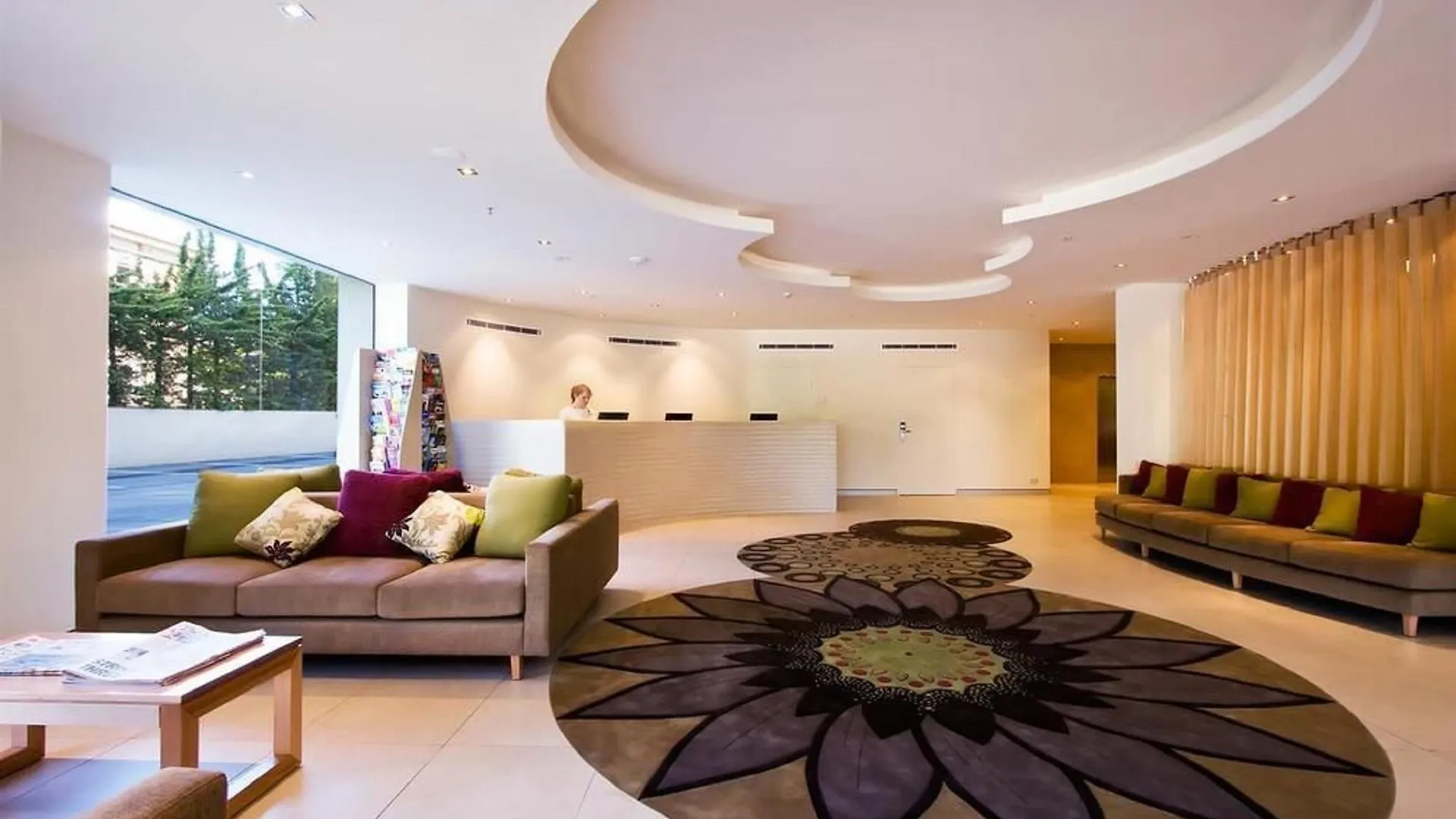 Sage Hotel Adelaide 4*,