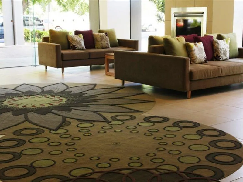 Sage Hotel Adelaide 4*,