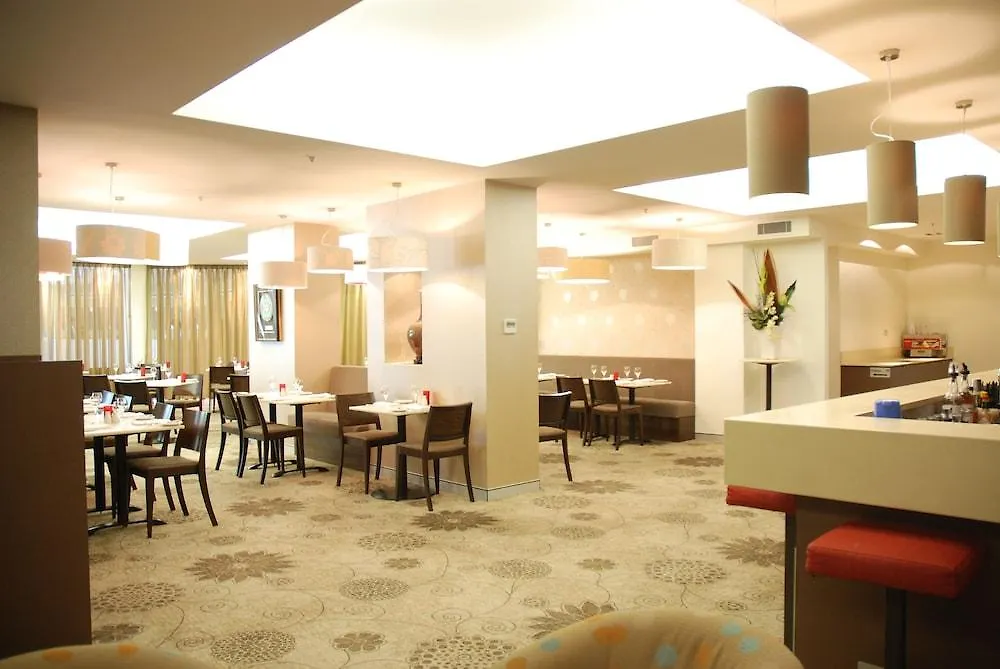 The Terrace Hotel Adelaide